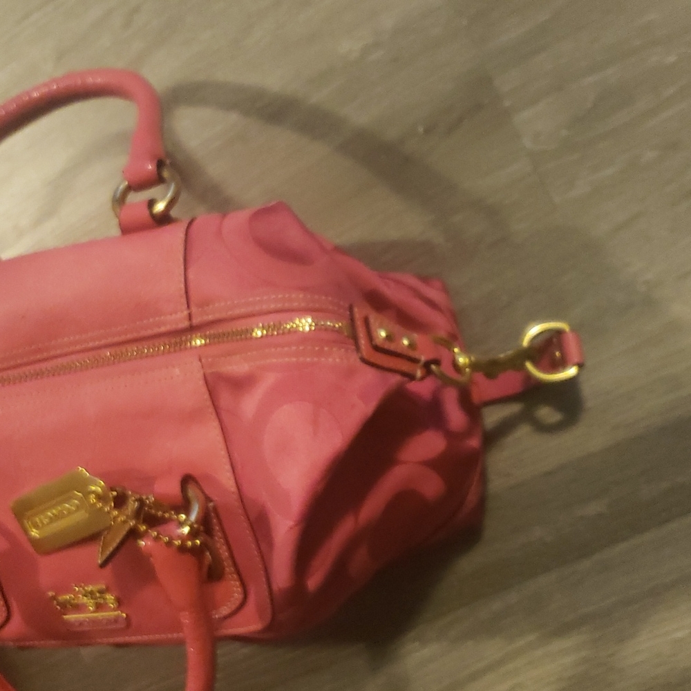 Coach Handbag - Picture 4 of 9